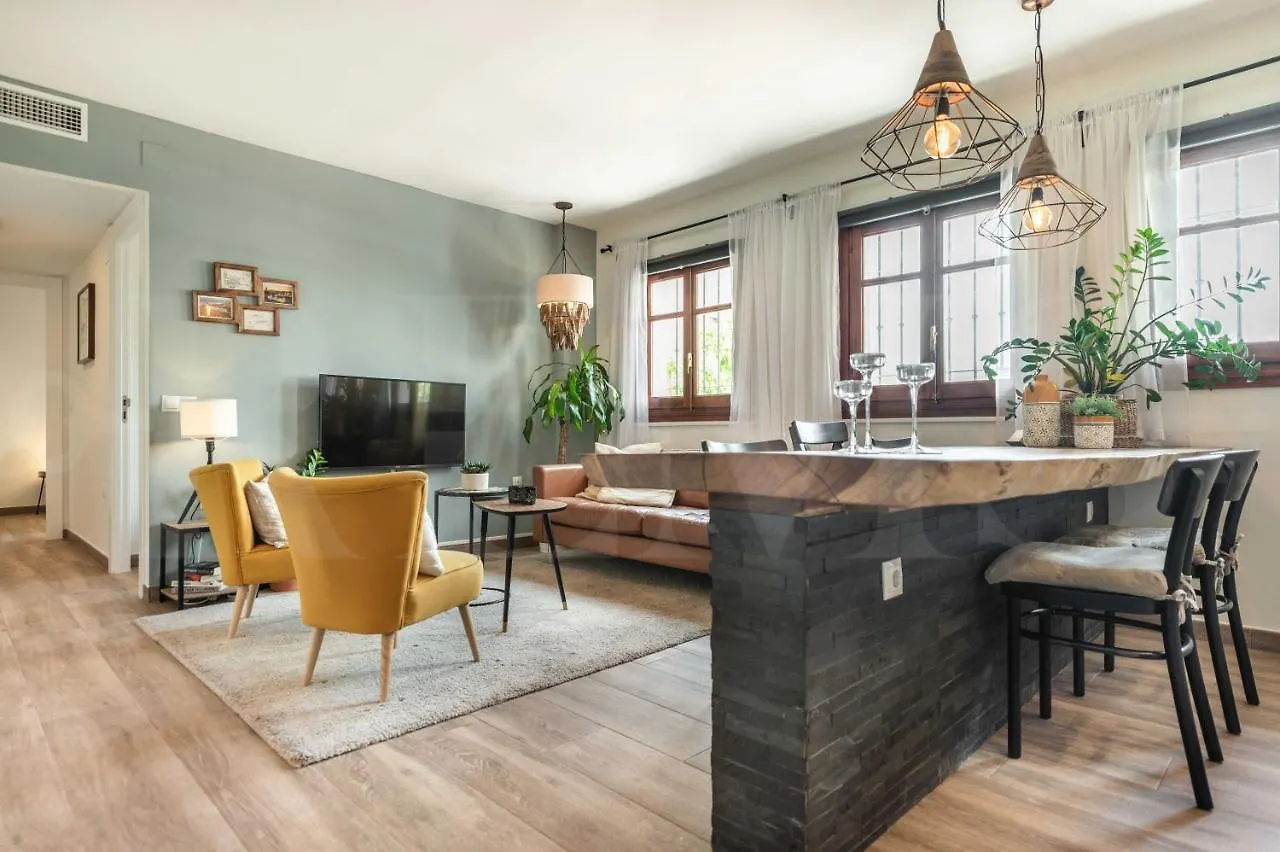 Spacious Apartment Next To Plaza De La Merced By Rems 马拉加